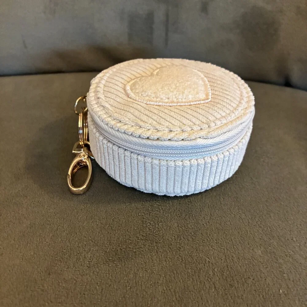 NWOT Altar'd State Corduroy Embellish Heart Pill Box - Picture 3 of 9